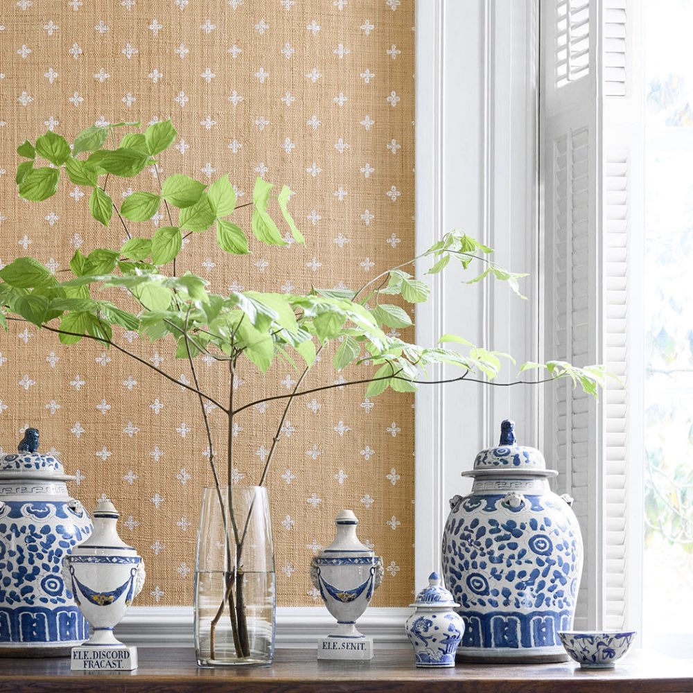 Thibaut Bethany Raffia Wallpaper in White on Natural